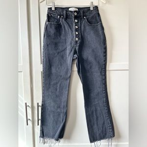 Abercrombie and fitch - size 2/26 short. Kick flare ultra high rise.